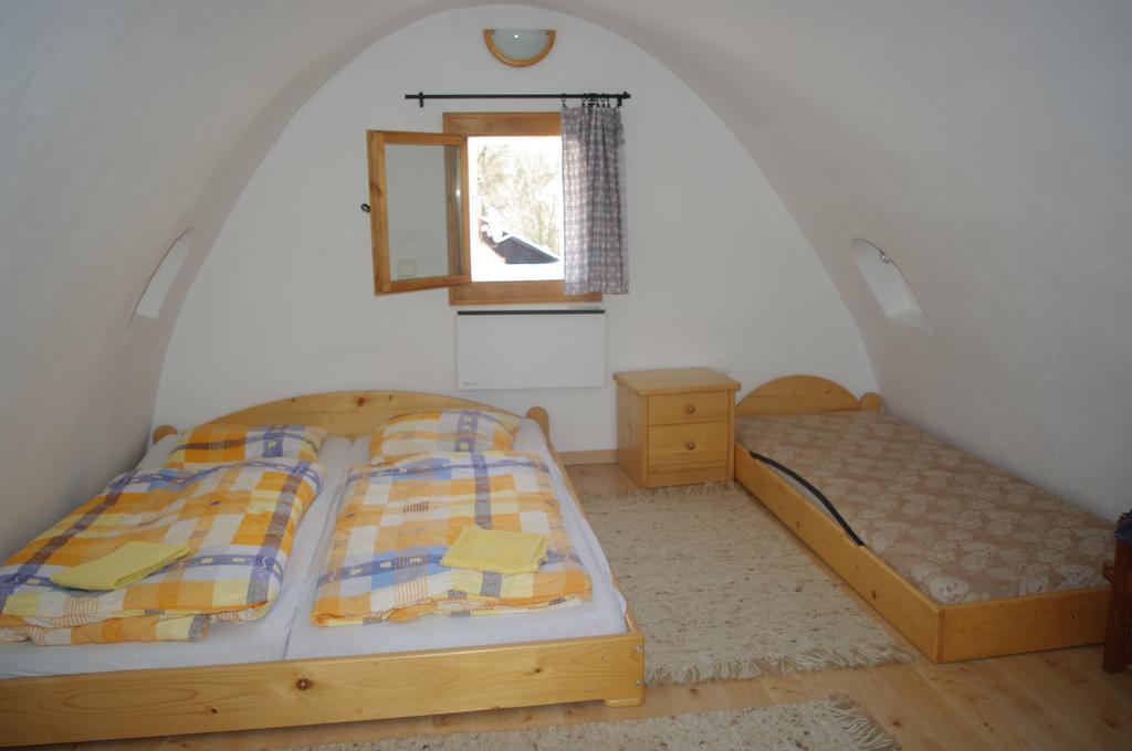 Syparne Guest House Liptovsky Jan Phòng bức ảnh